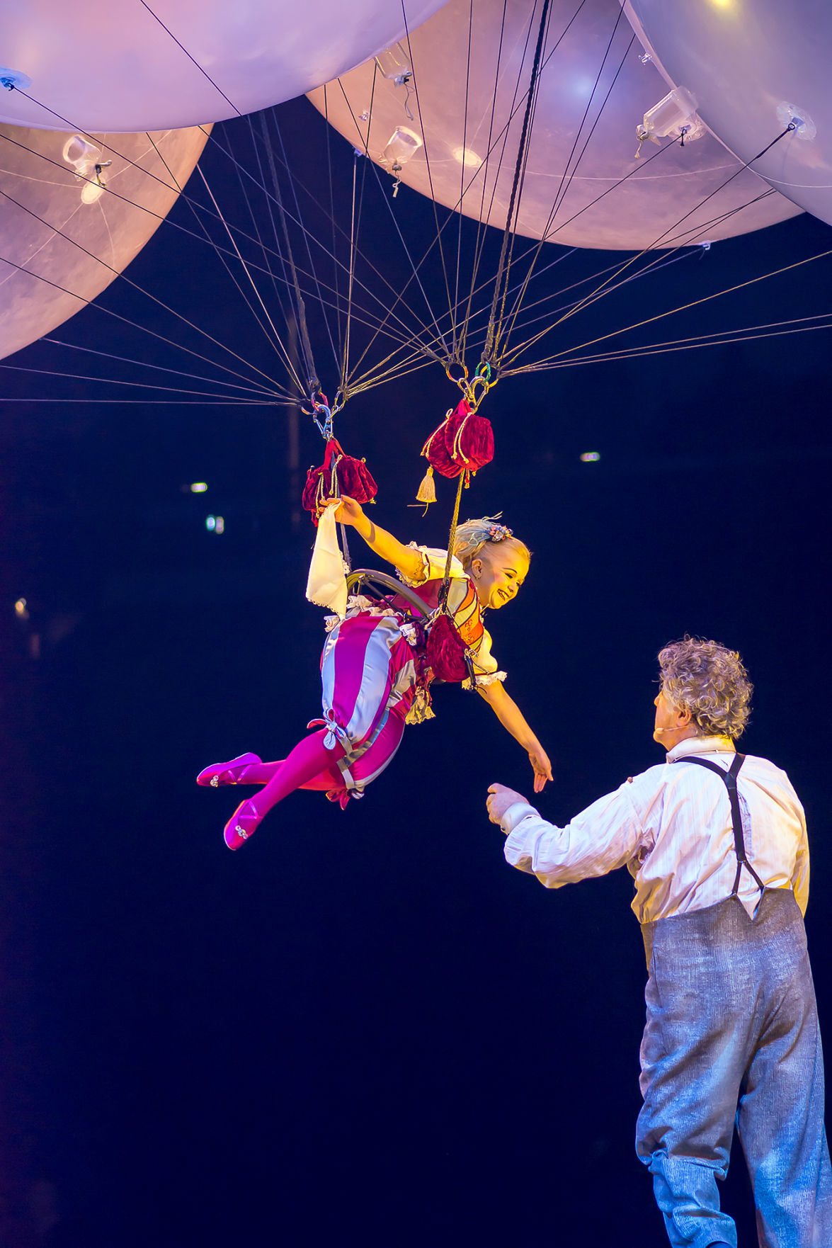 Helium Dance